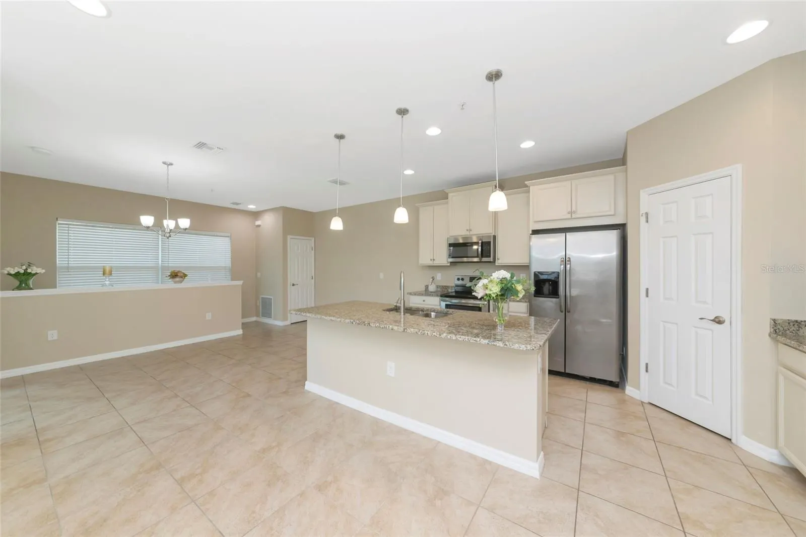 4296 EXPEDITION WAY #104 #104