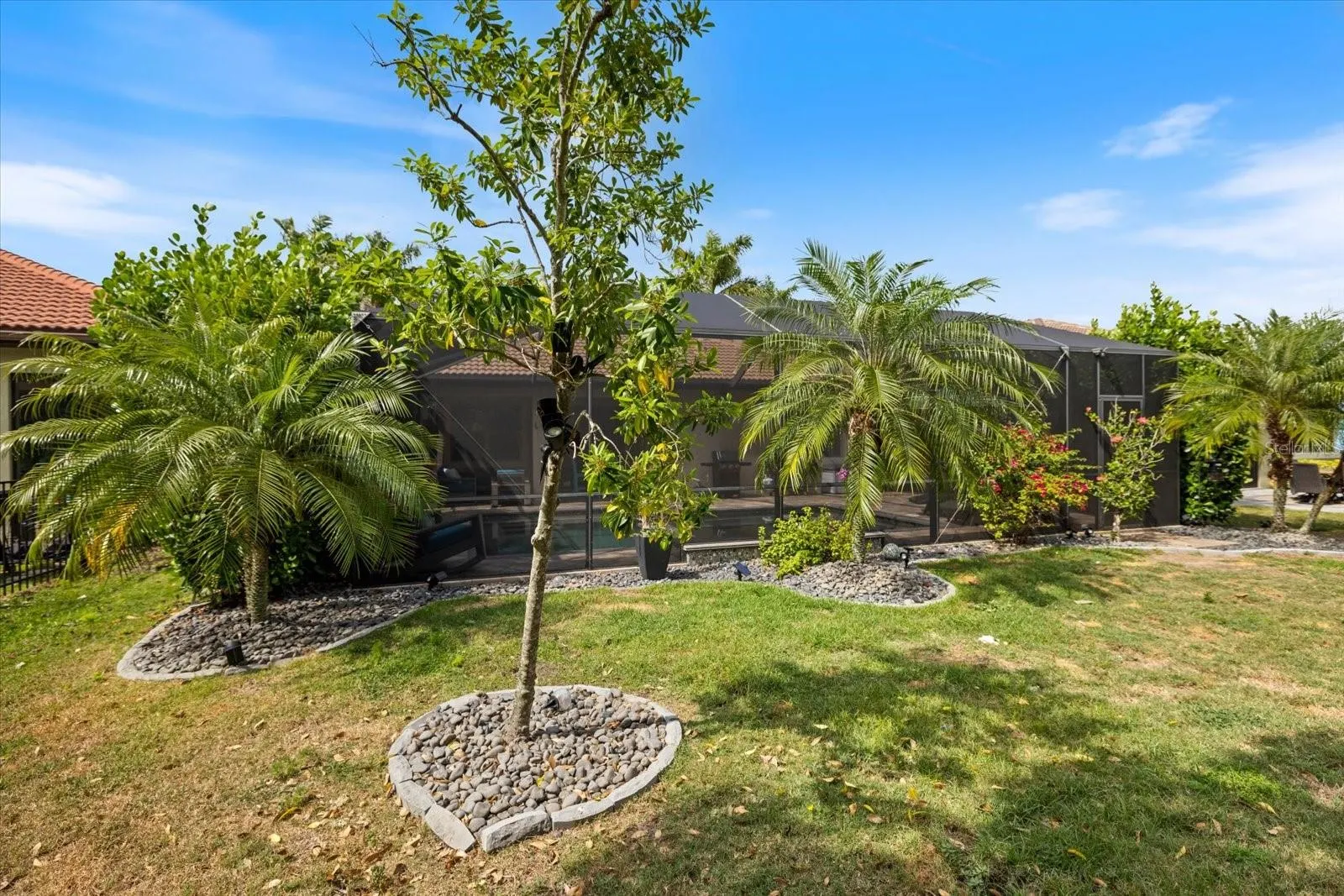 191 MARAVIYA BLVD