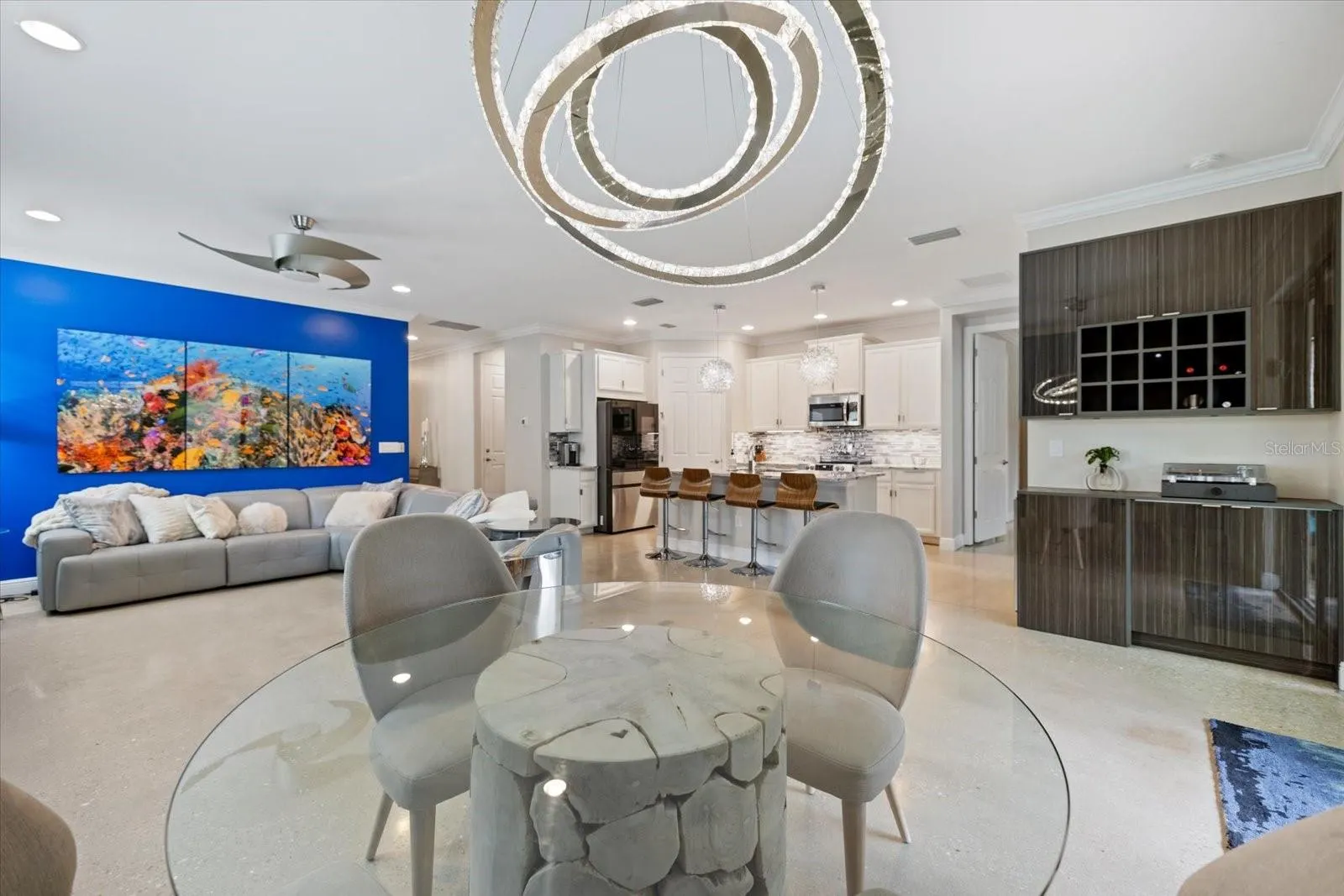 191 MARAVIYA BLVD