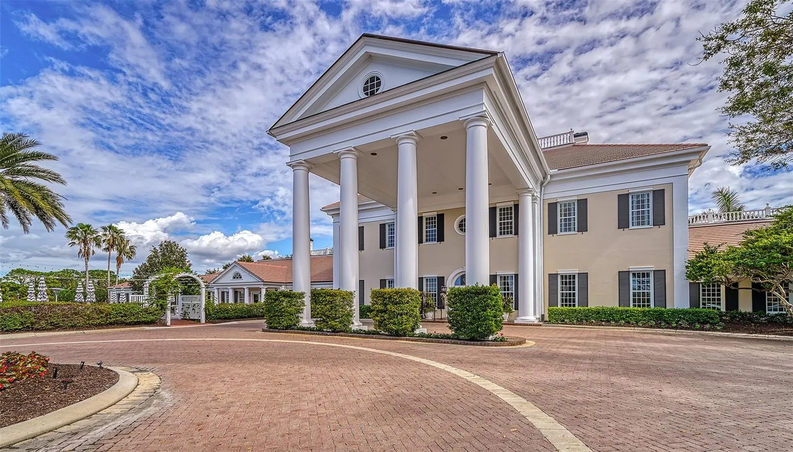 360 N POINT RD