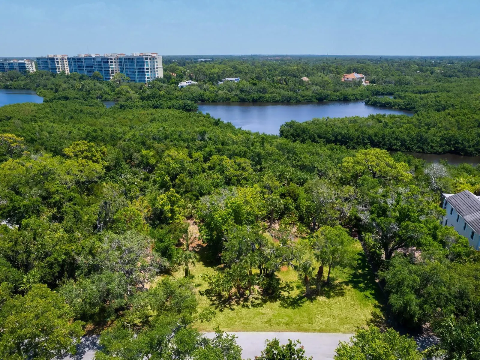 216 OSPREY POINT DR