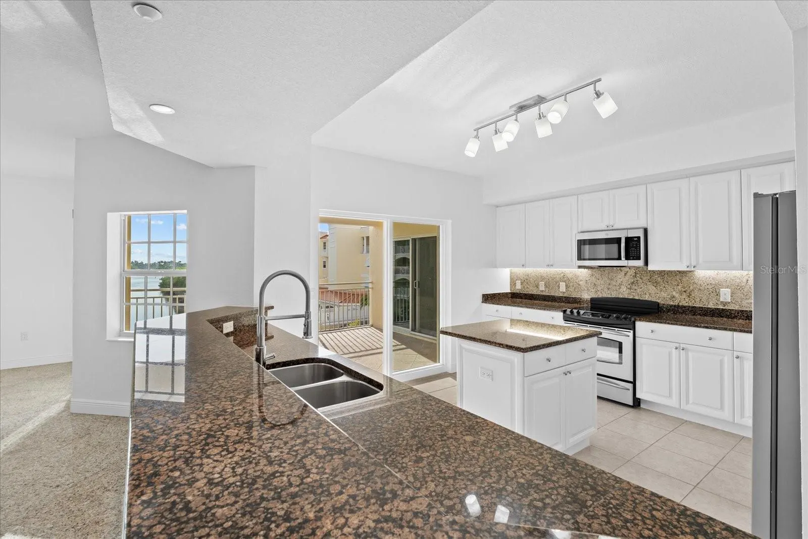 14041 BELLAGIO WAY #318 #318