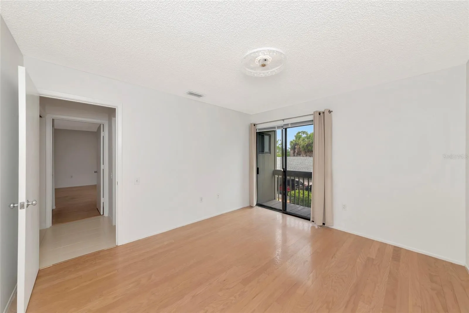 116 WOODLAND PL #116 #116