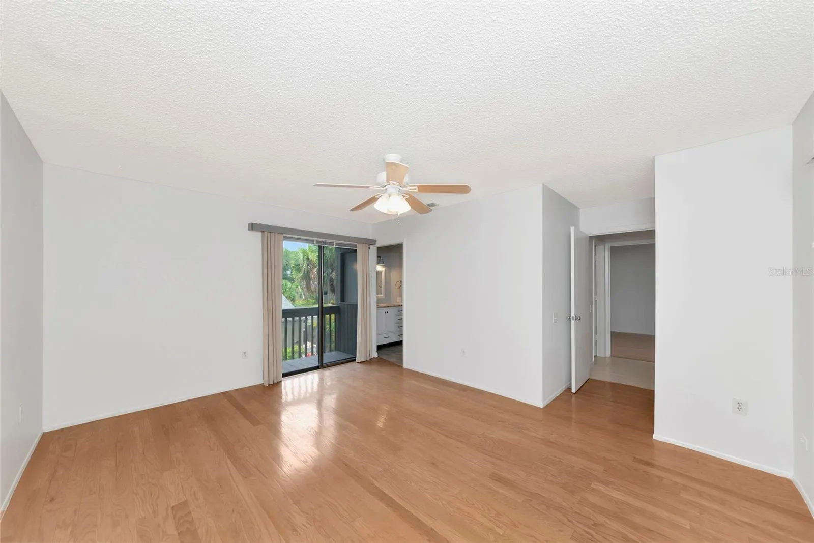 116 WOODLAND PL #116 #116