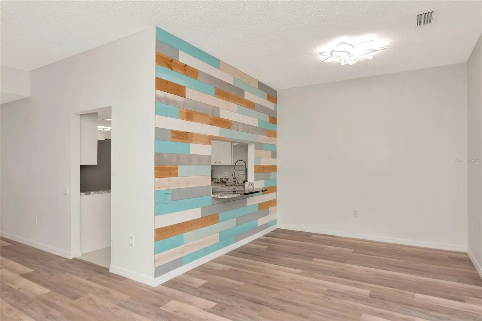 116 WOODLAND PL #116 #116