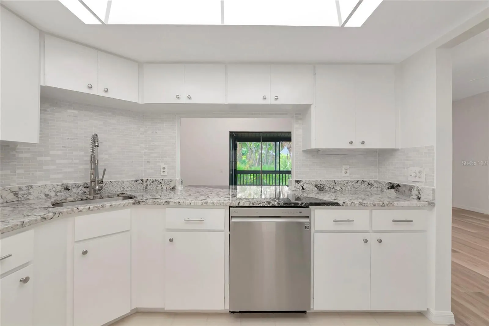 116 WOODLAND PL #116 #116