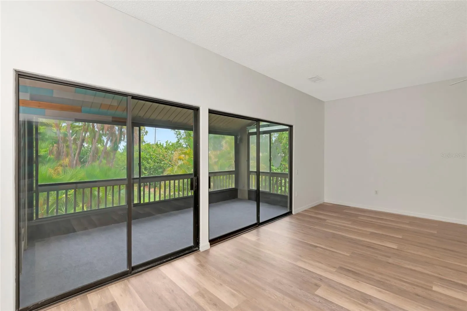 116 WOODLAND PL #116 #116