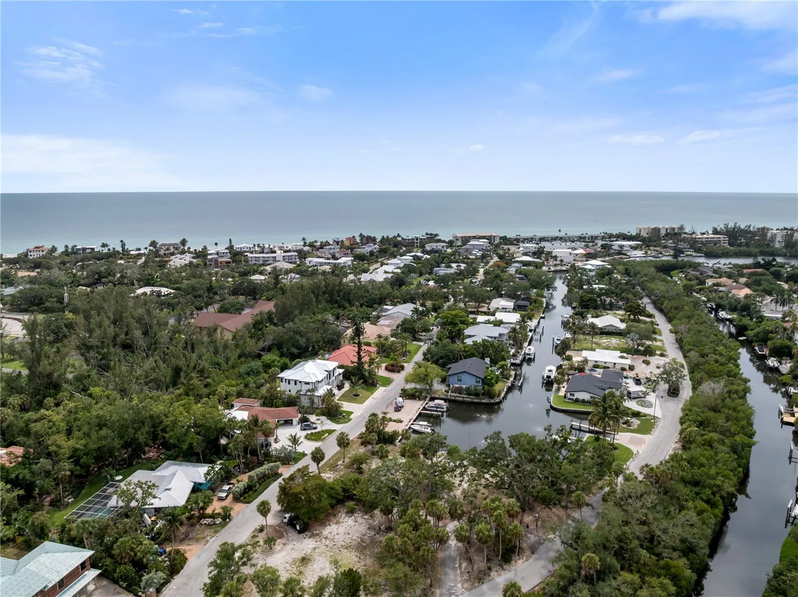 626 BUTTONWOOD DR