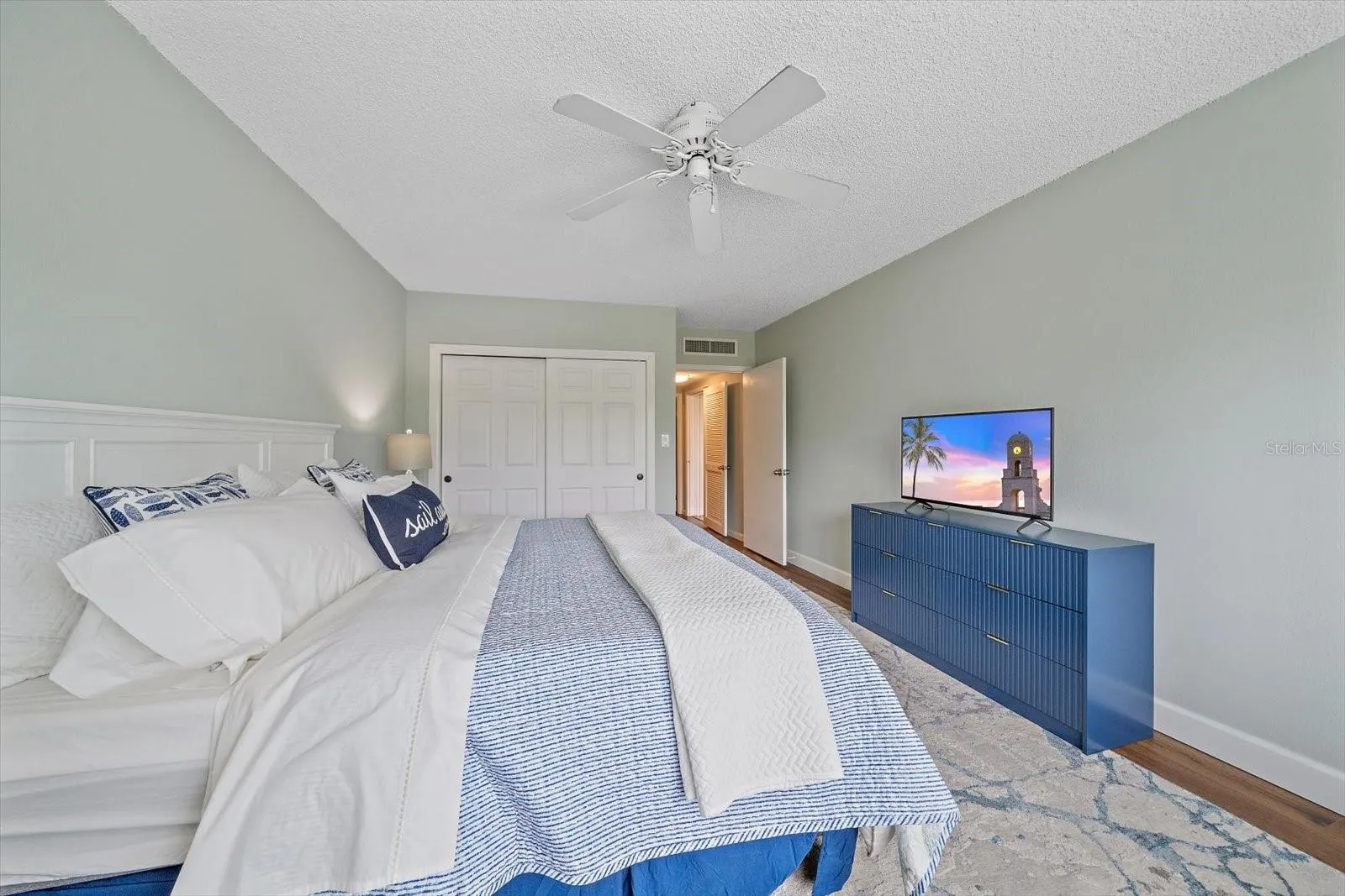 100 SANDS POINT RD #303 #303
