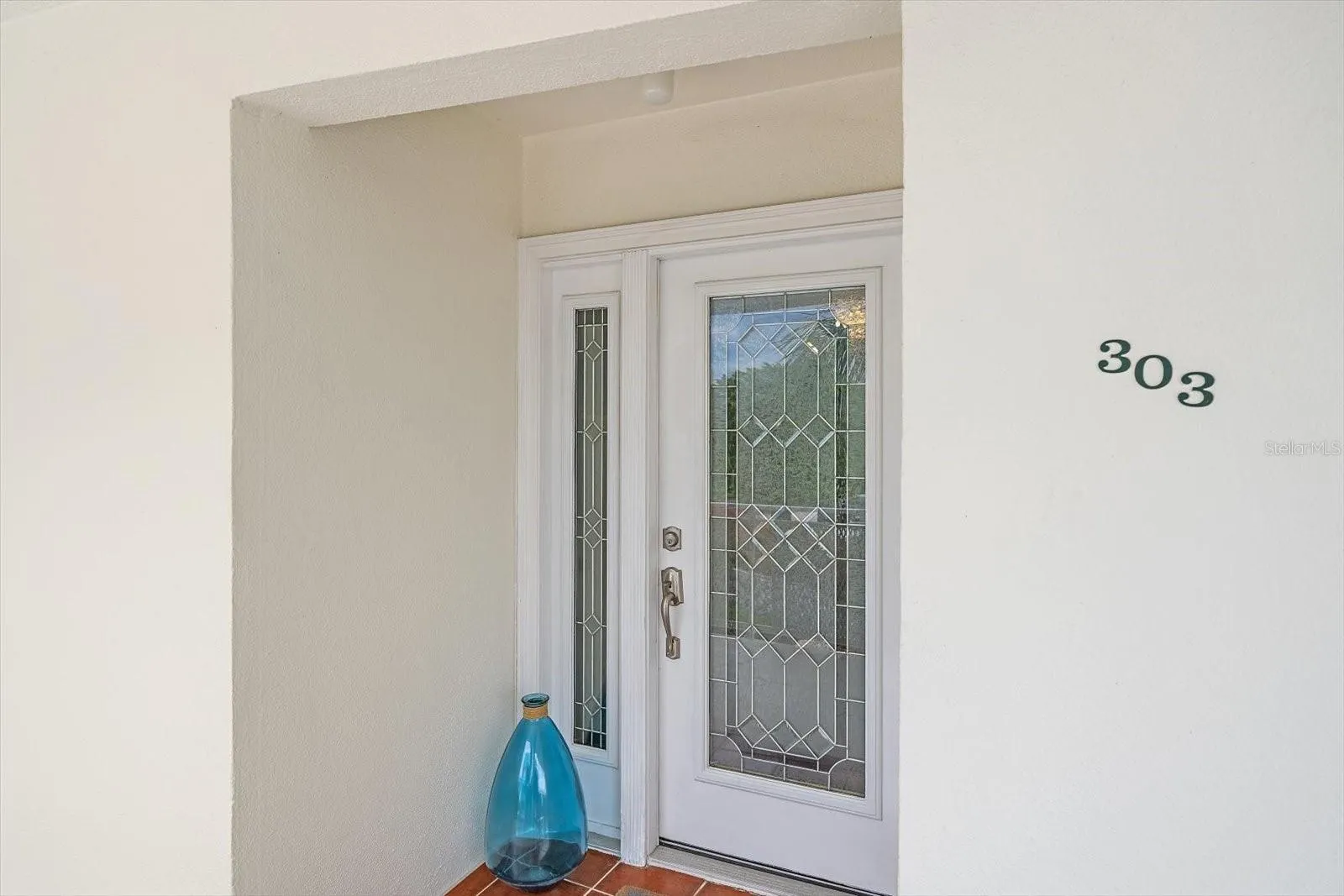 100 SANDS POINT RD #303 #303
