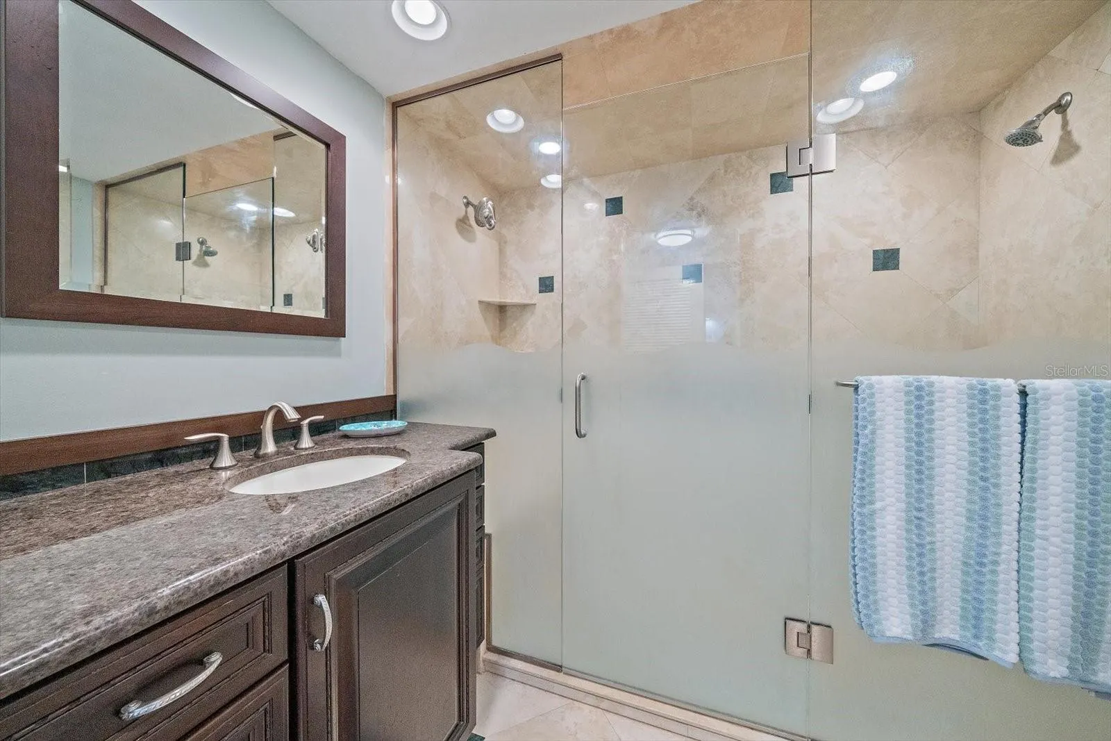 100 SANDS POINT RD #303 #303