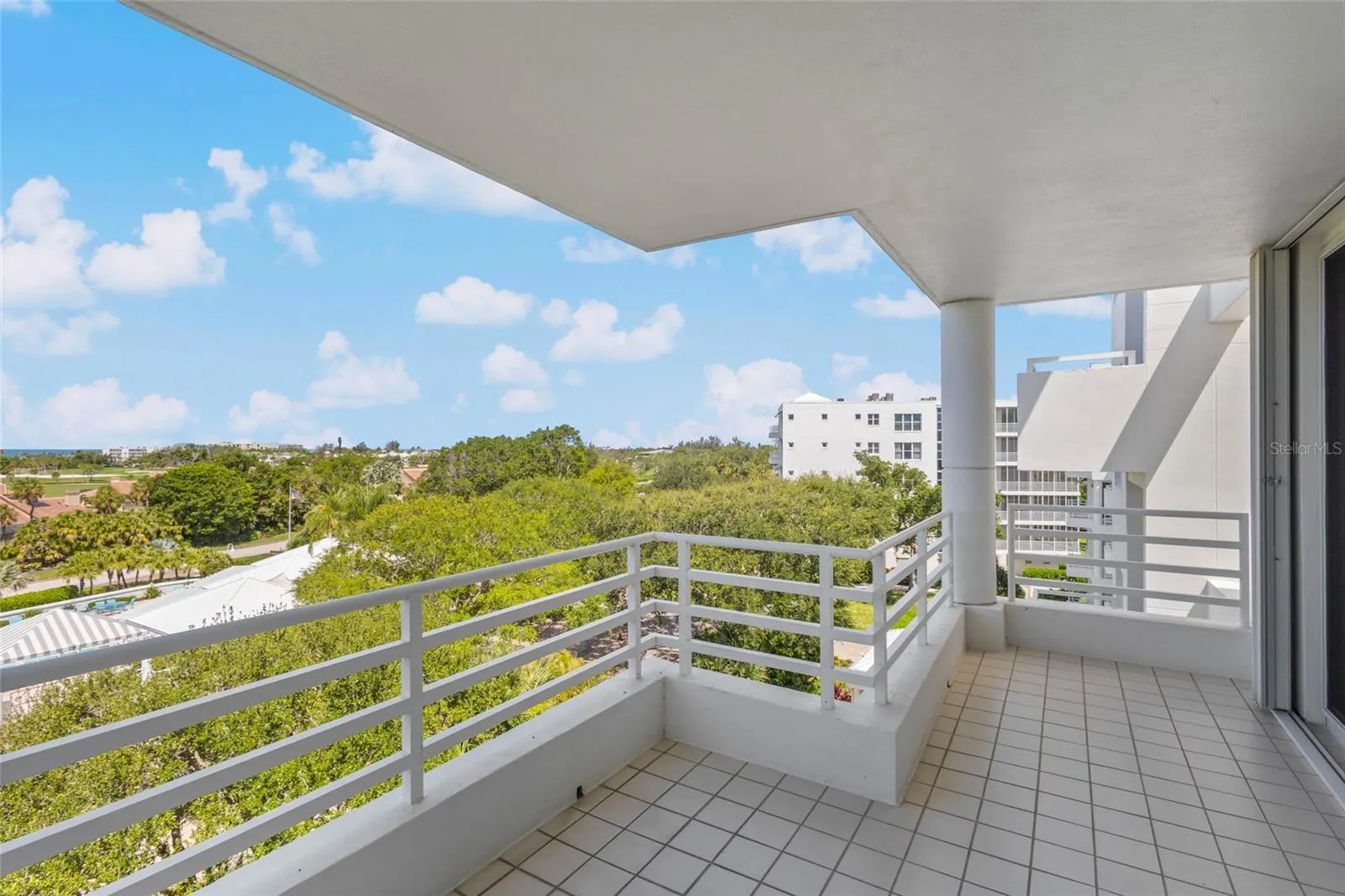 2450 HARBOURSIDE DR #244 #244