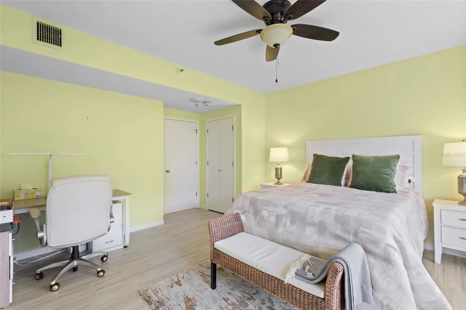 2450 HARBOURSIDE DR #244 #244