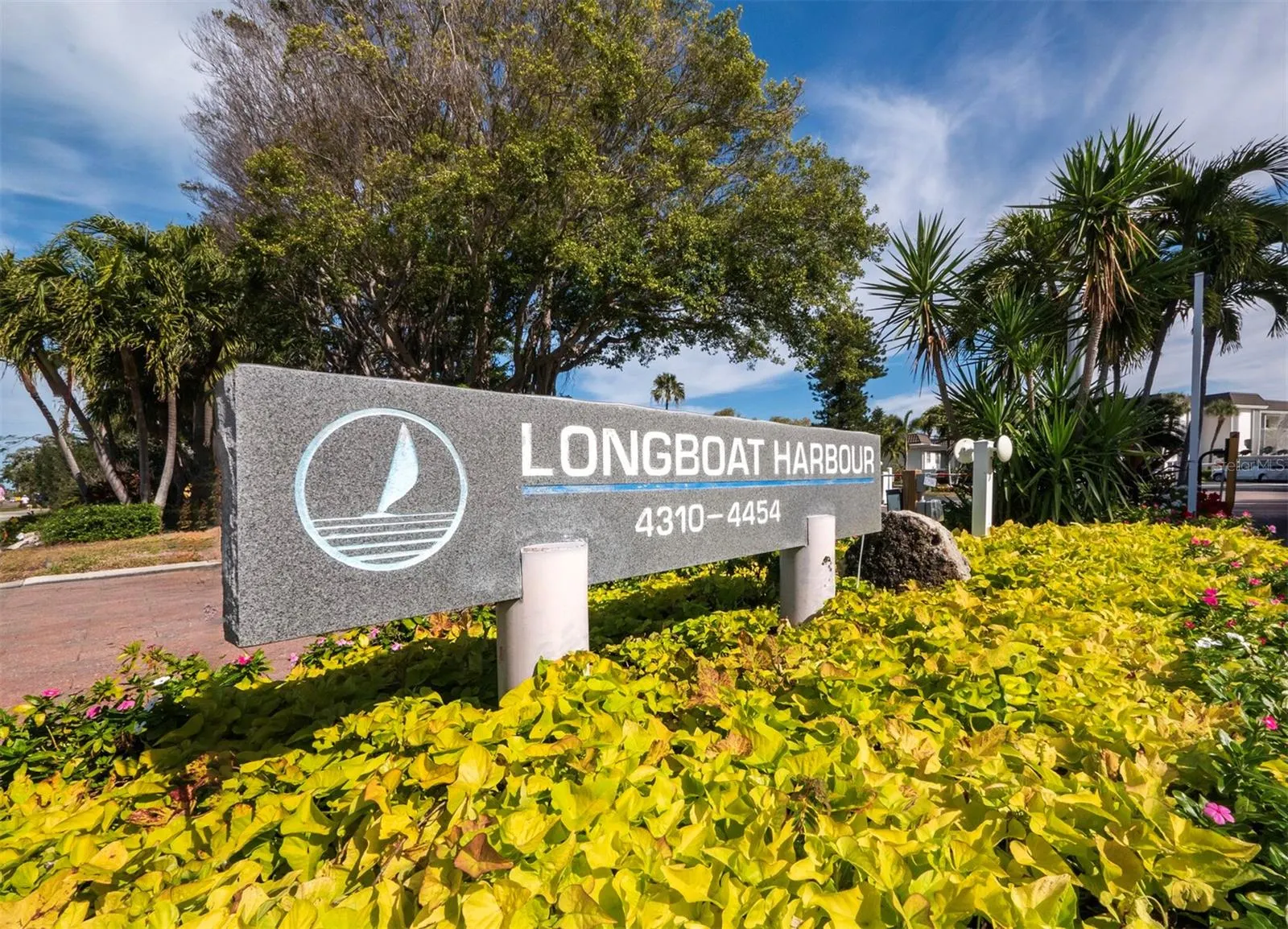 4350 CHATHAM DR #105 #105
