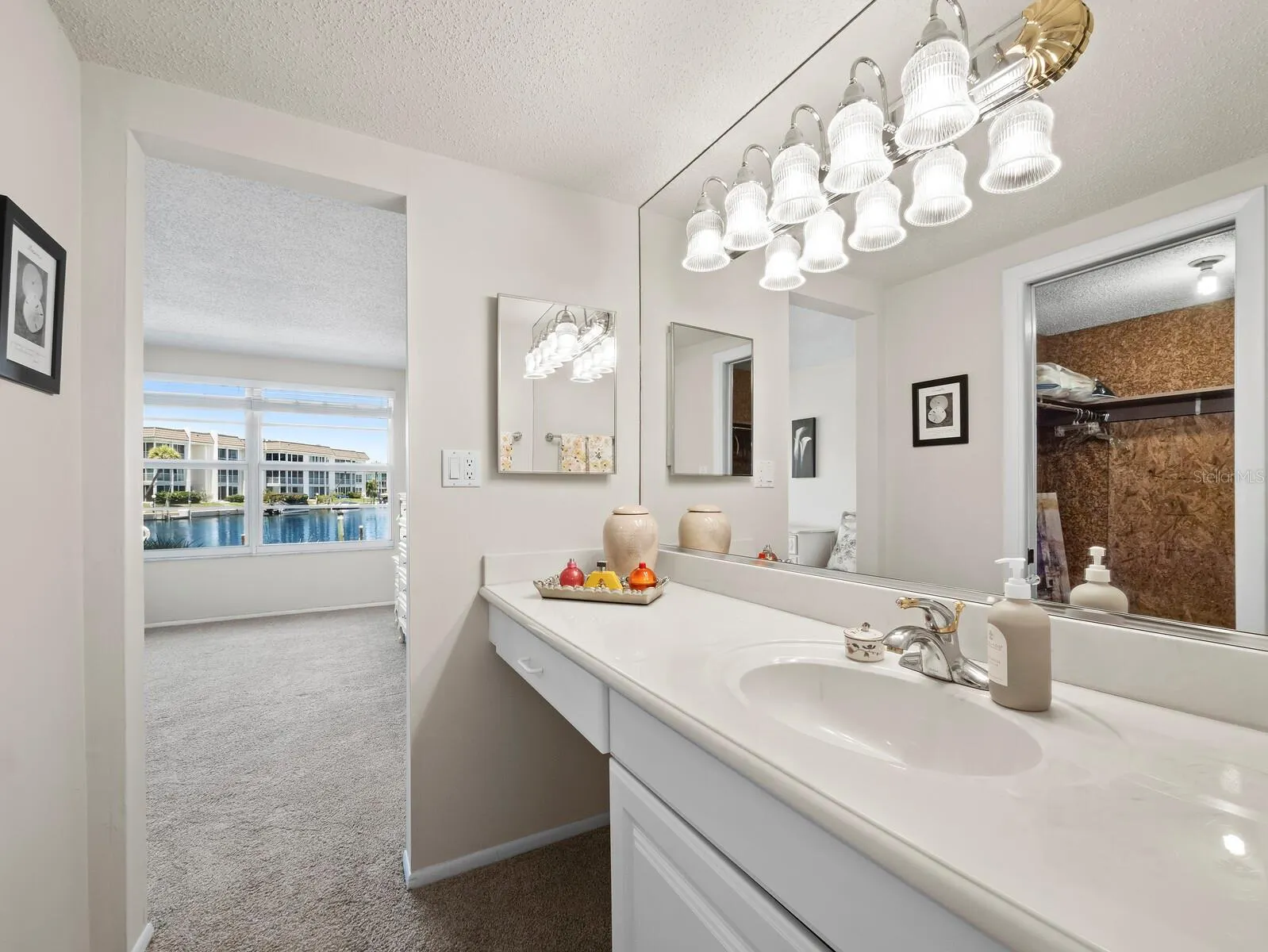 4350 CHATHAM DR #105 #105