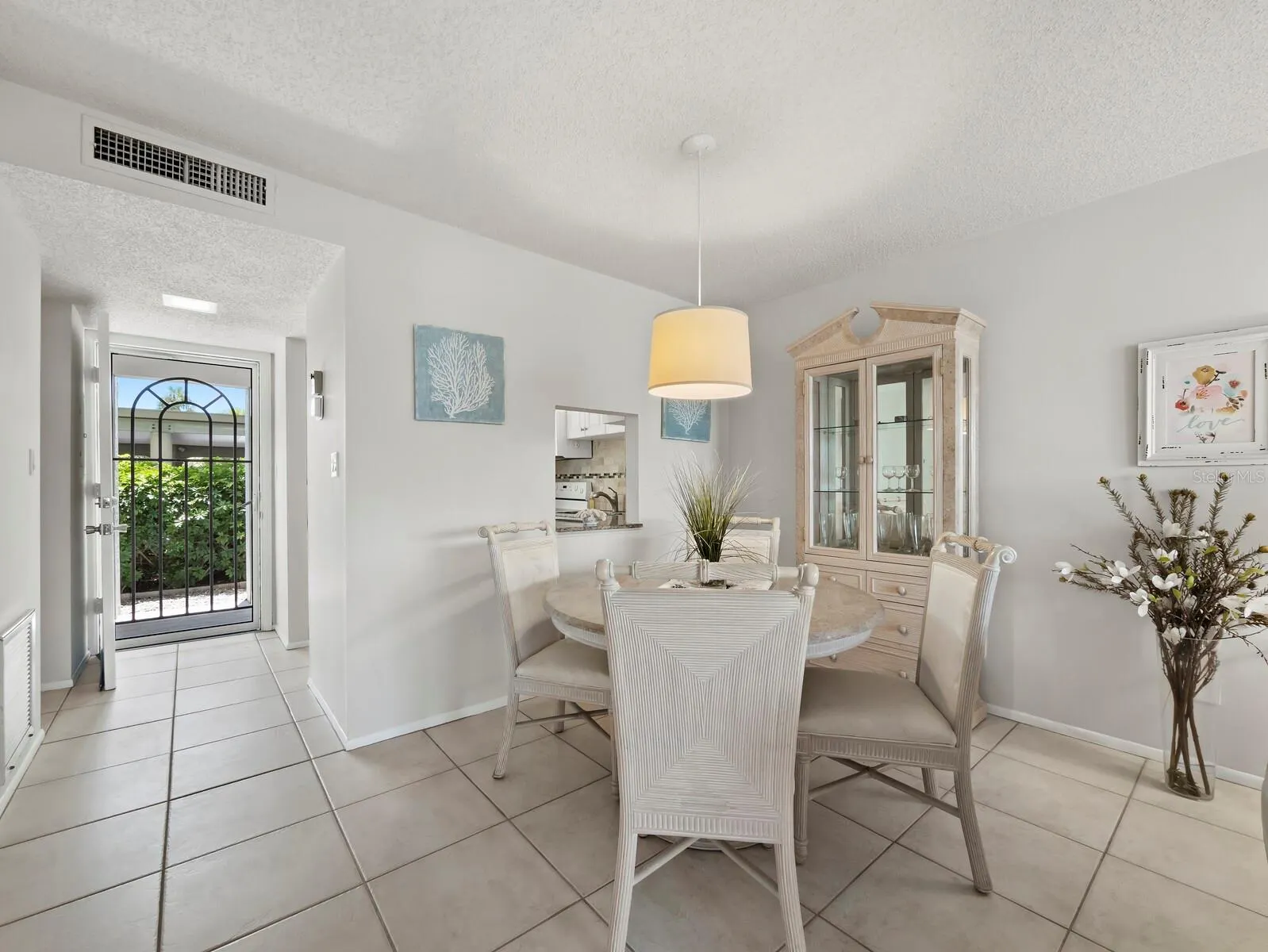 4350 CHATHAM DR #105 #105