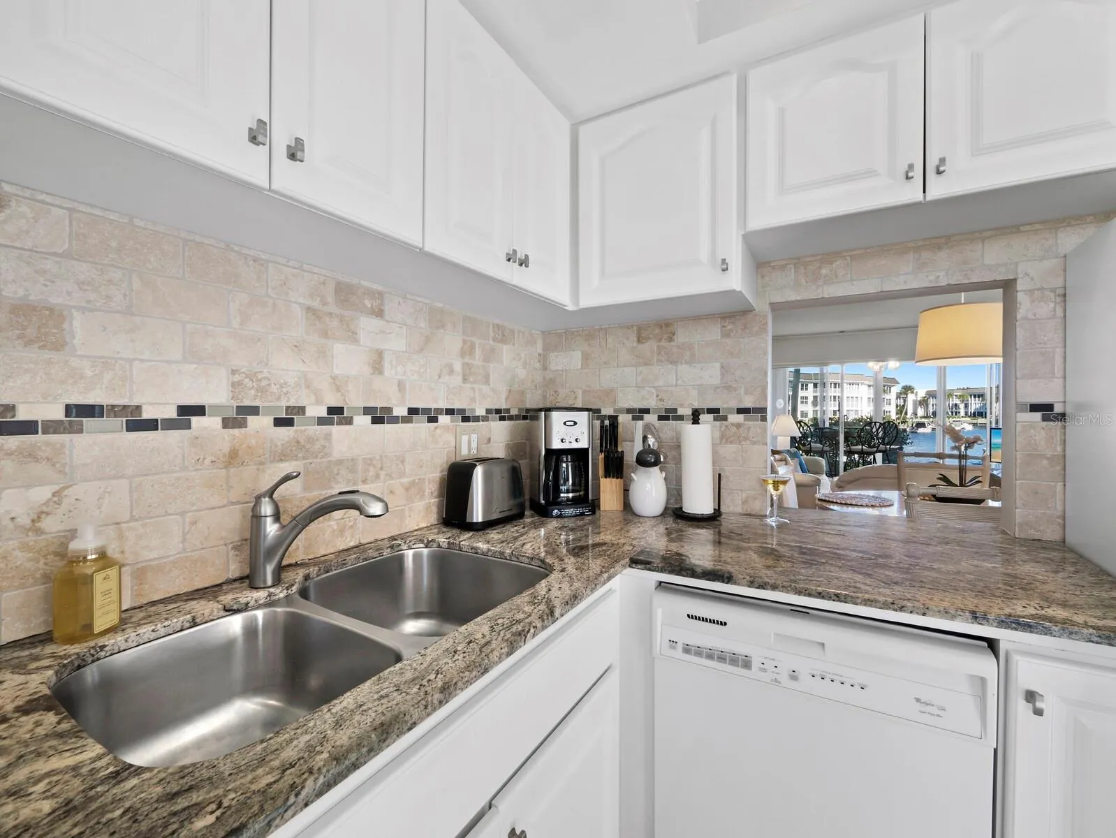 4350 CHATHAM DR #105 #105
