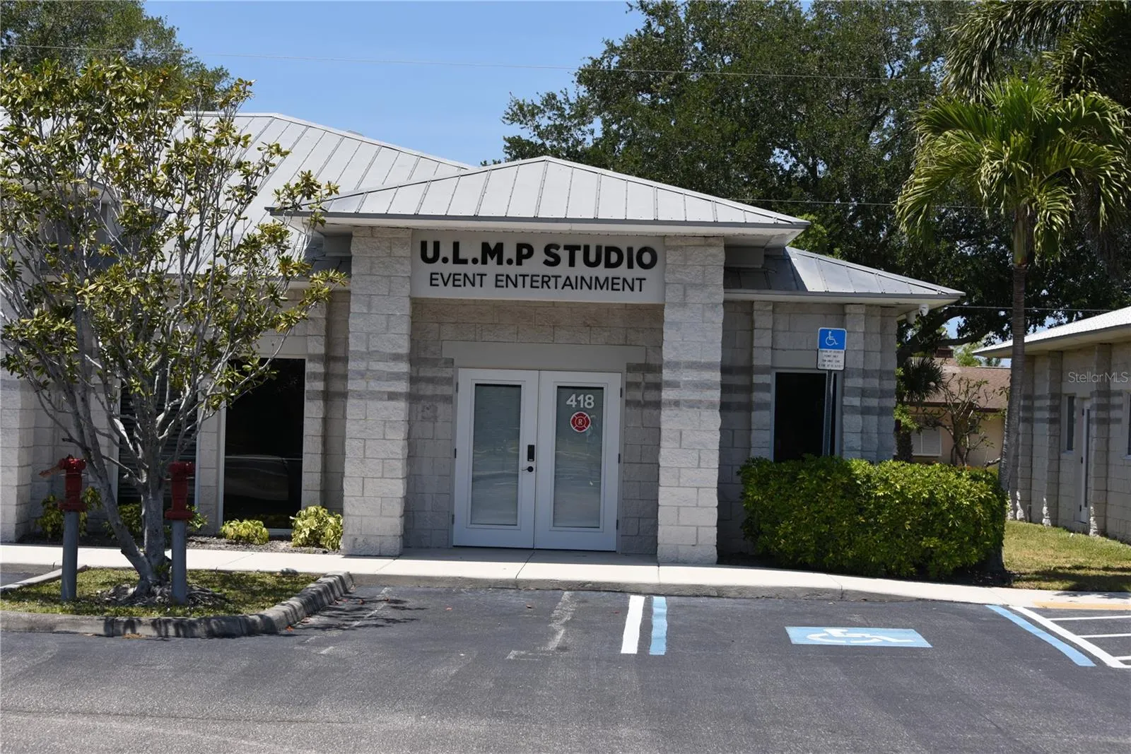 418 S TAMIAMI TRL #E3 #E3