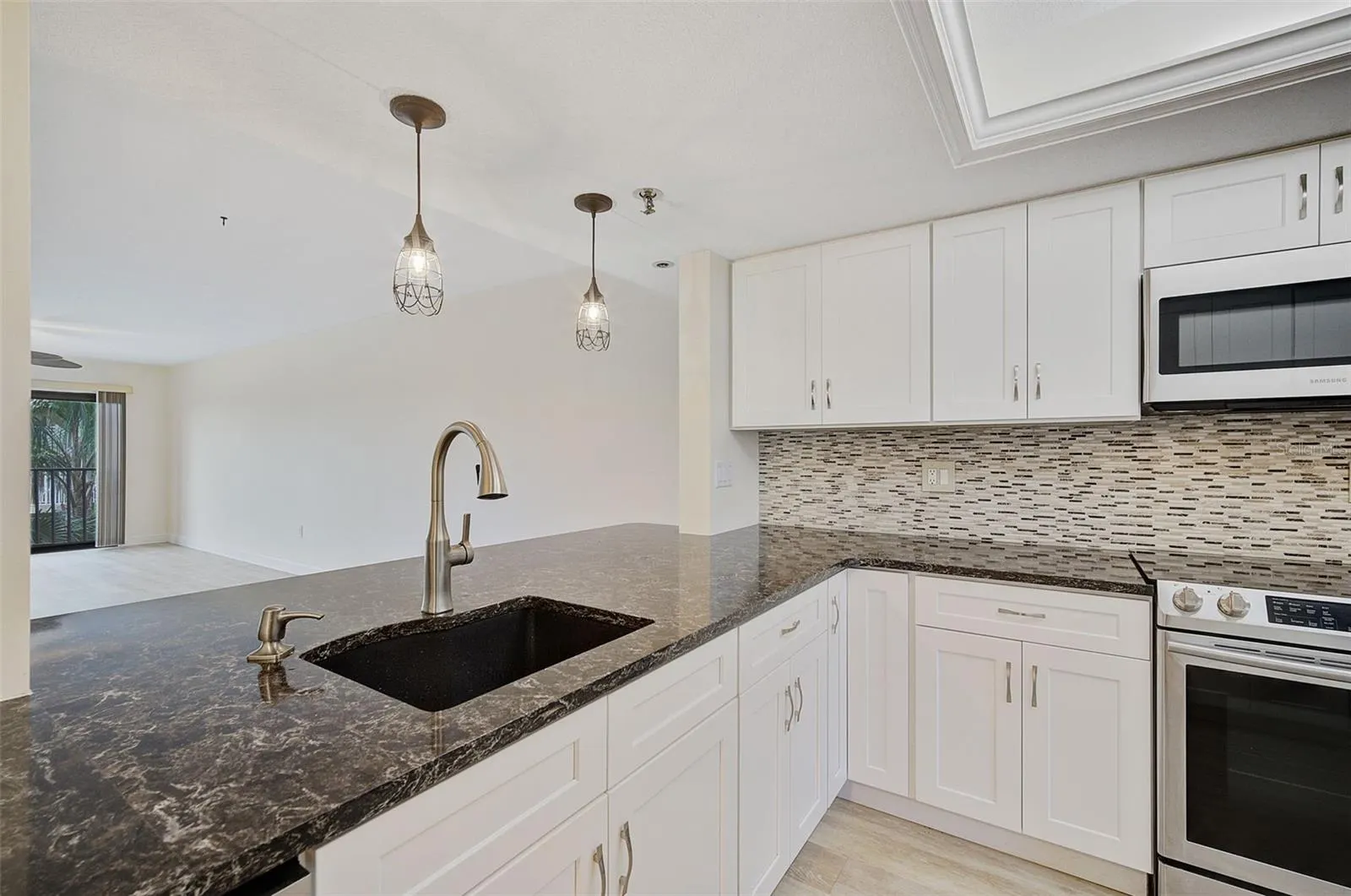 7204 JESSIE HARBOR DR #7204 #7204