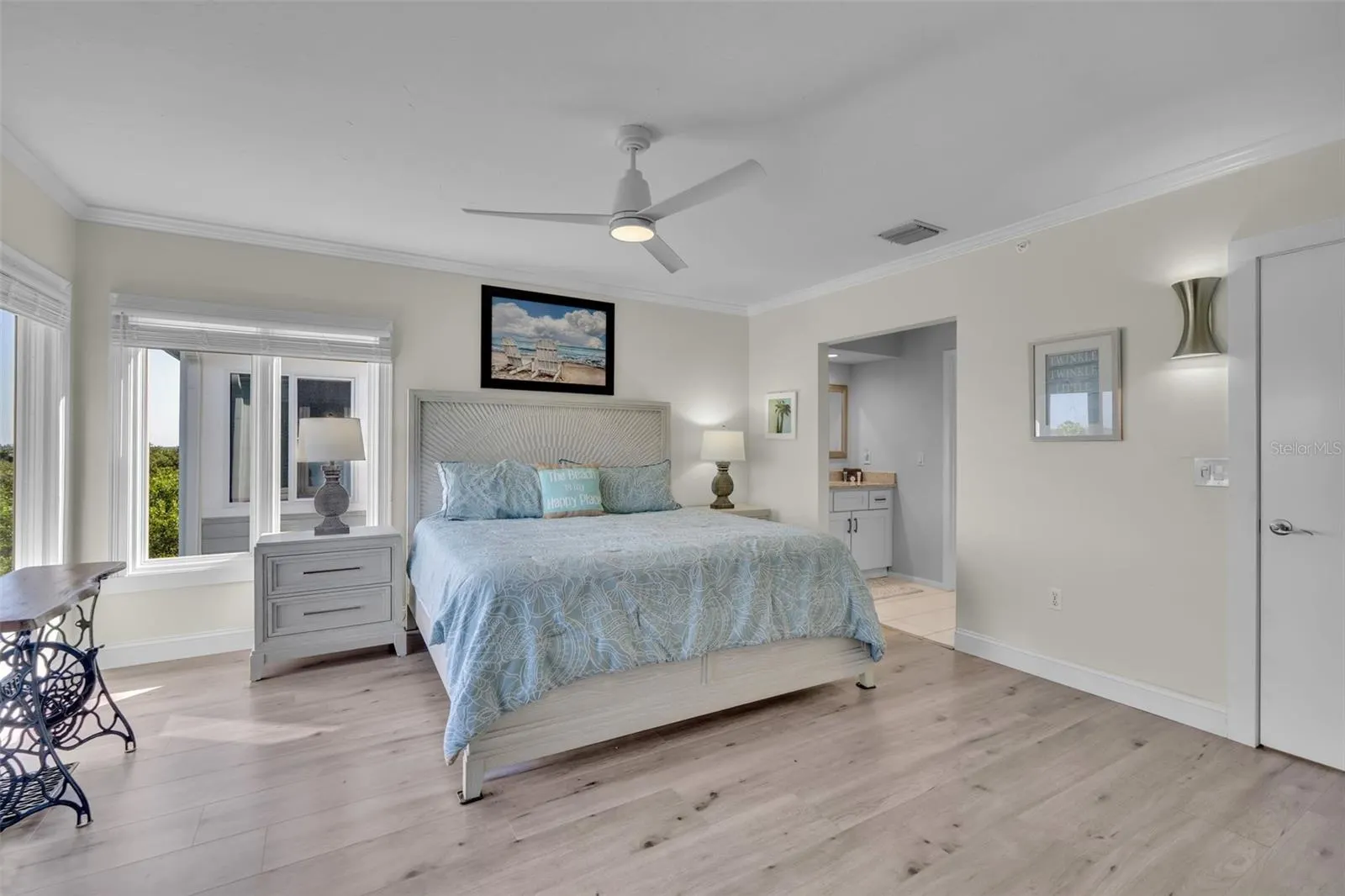 848 EVERGREEN WAY