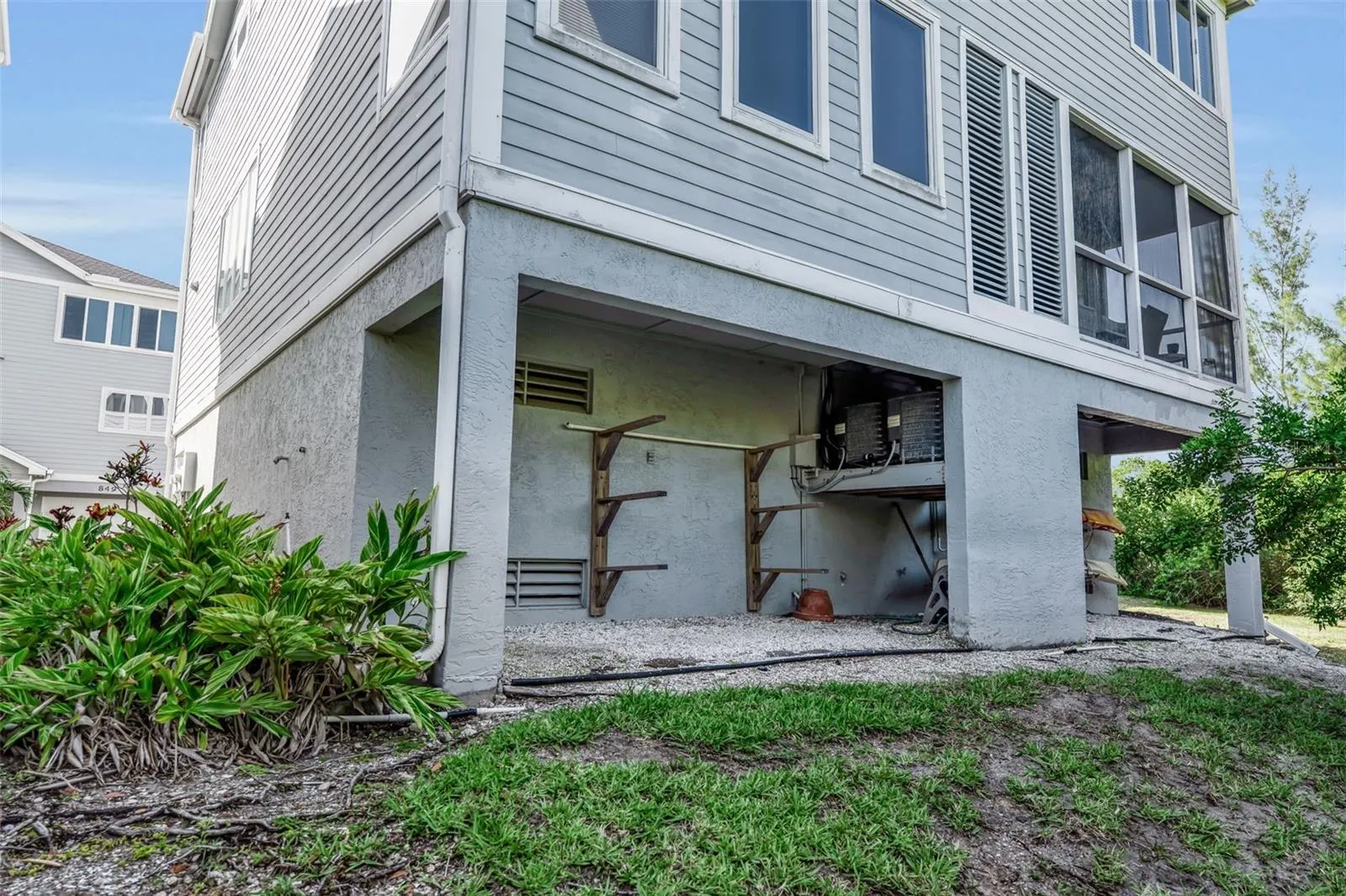 848 EVERGREEN WAY