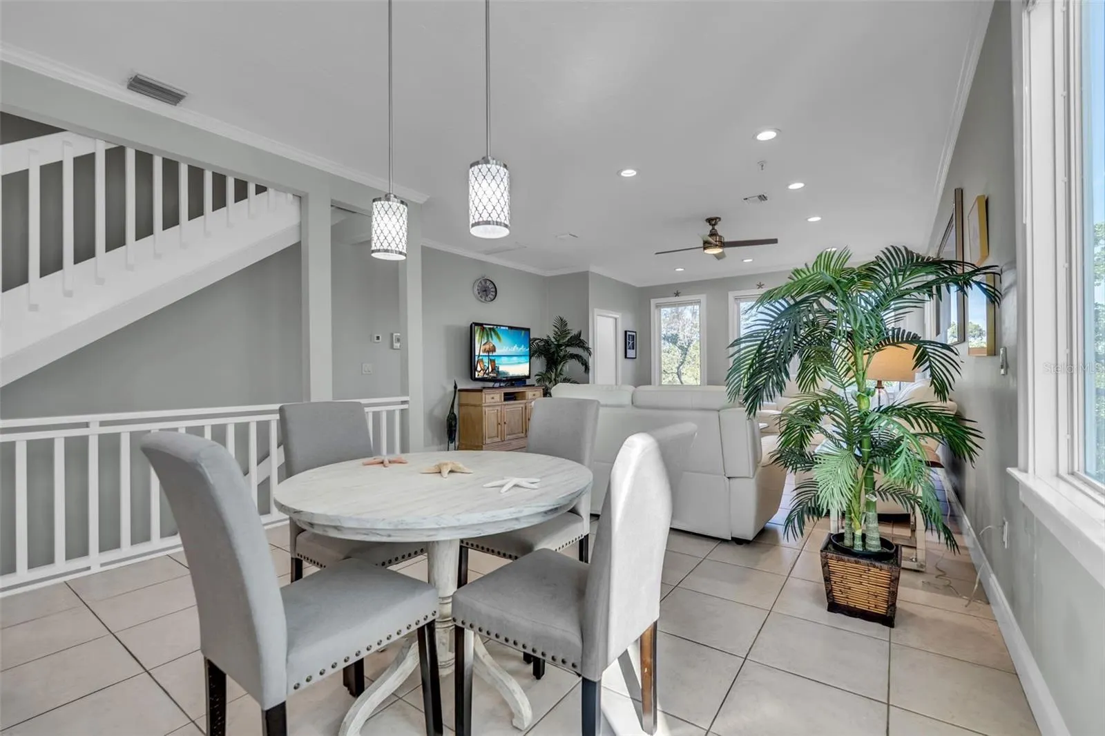 848 EVERGREEN WAY