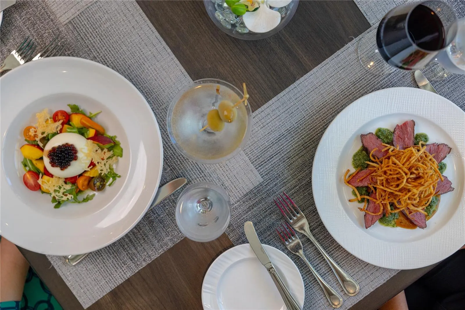 6943 LENNOX PL