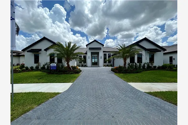258 CRYSTAL WATERS DR