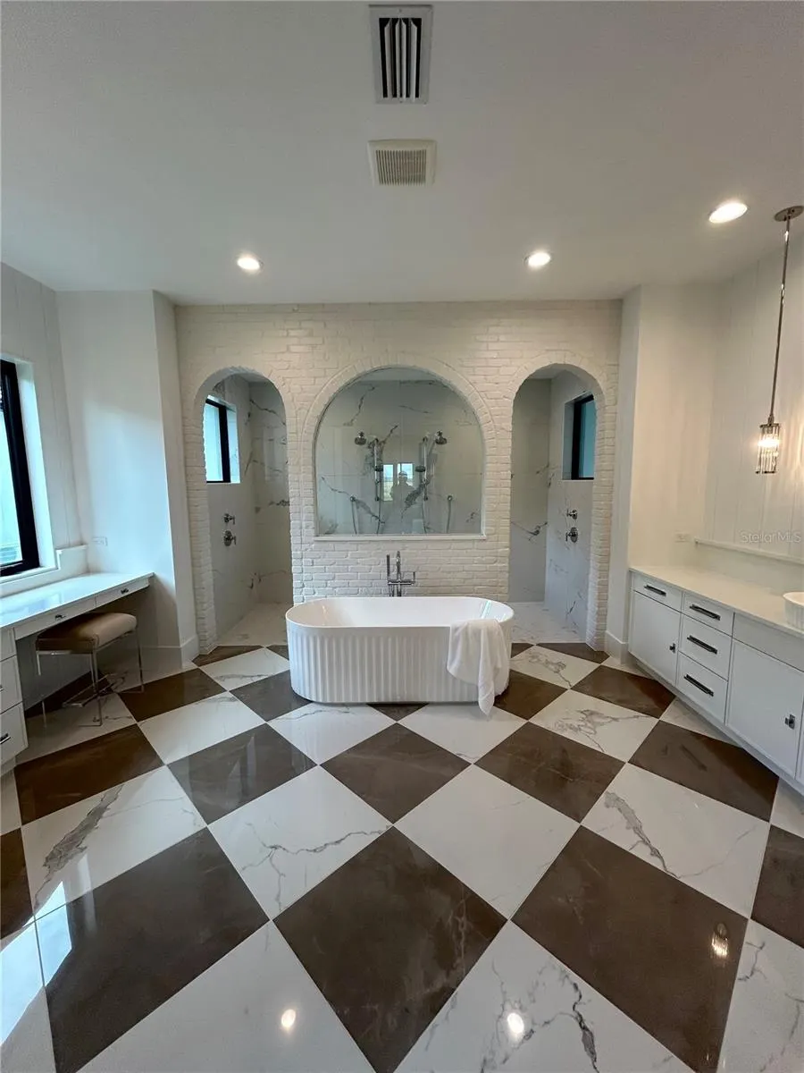 258 CRYSTAL WATERS DR
