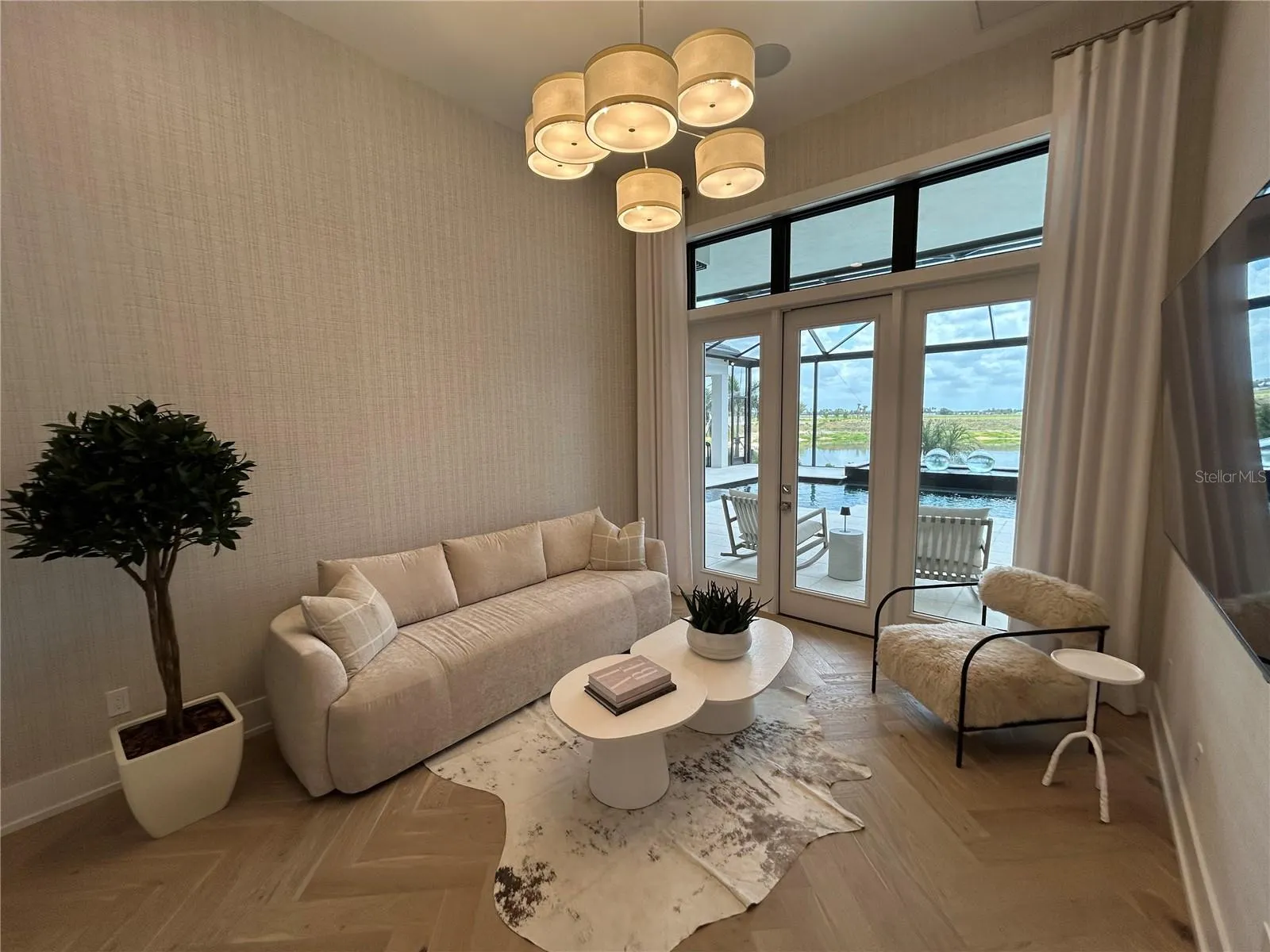 258 CRYSTAL WATERS DR