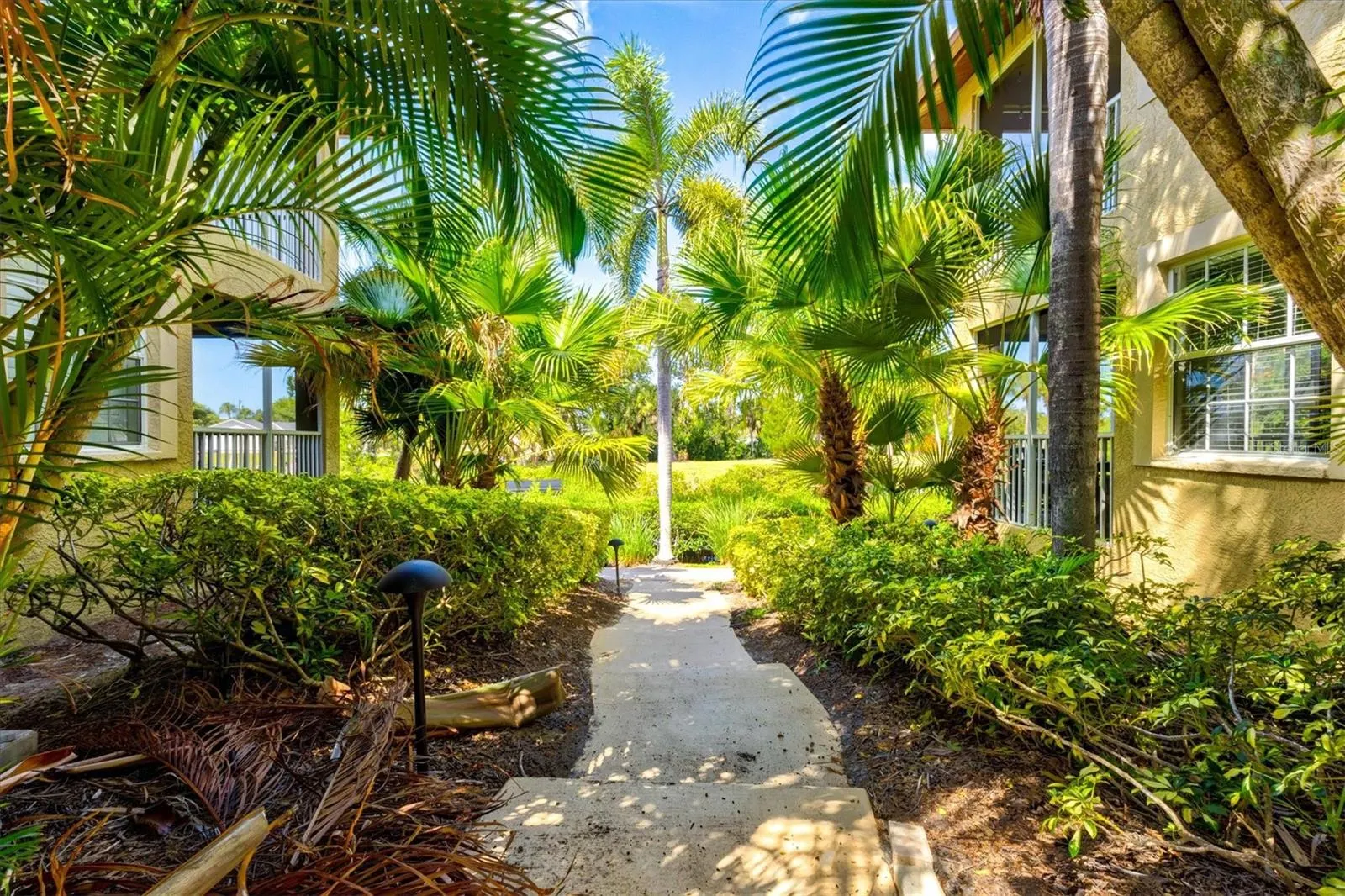 2309 JESSIE HARBOR DR #2402 #2402