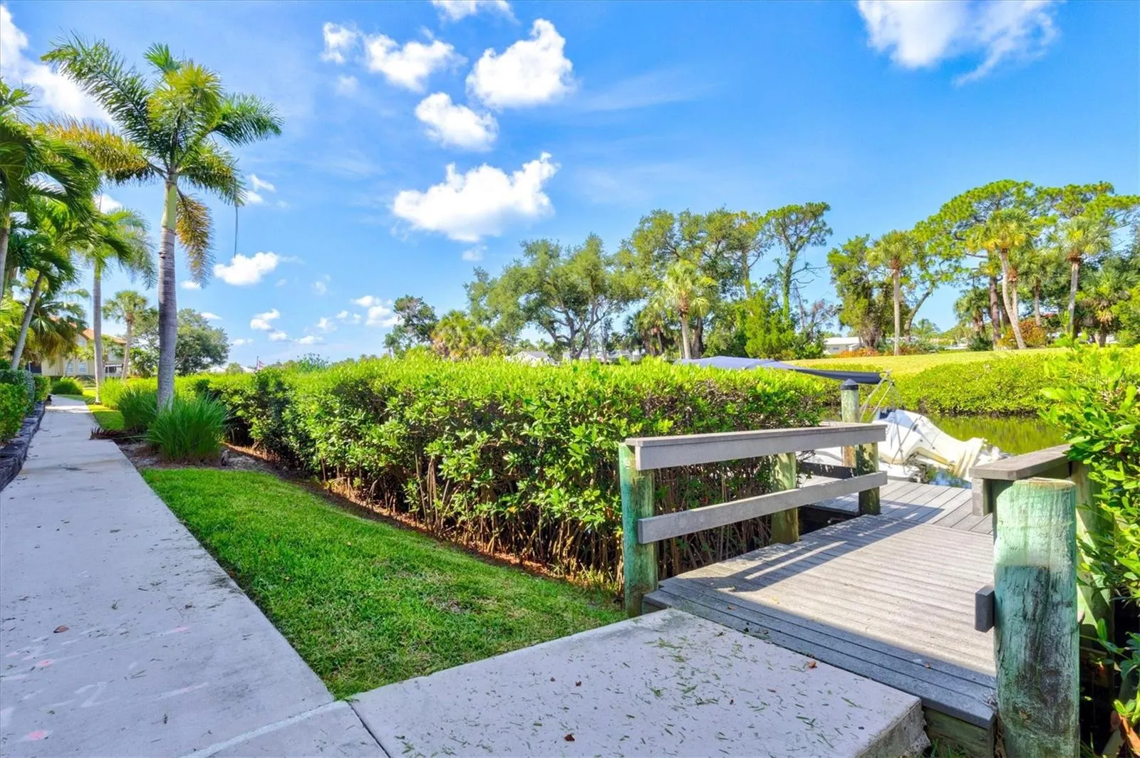 2309 JESSIE HARBOR DR #2402 #2402
