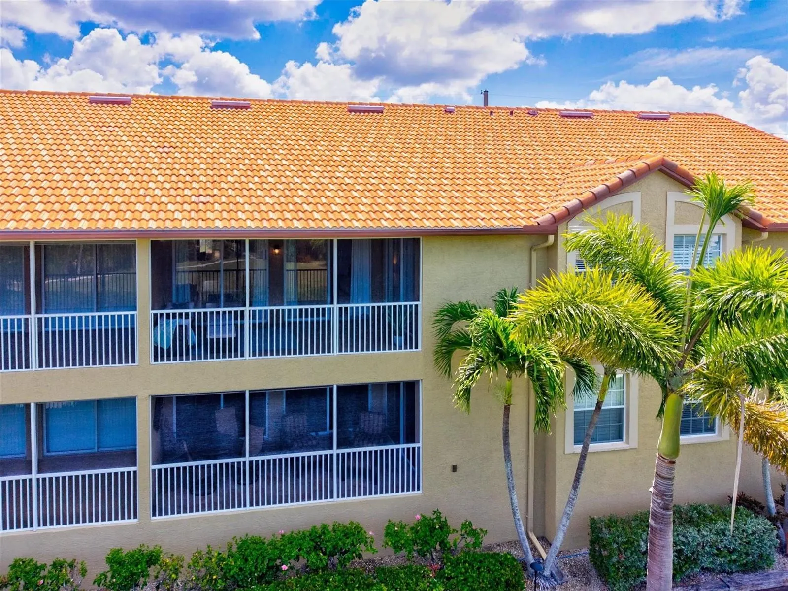 2309 JESSIE HARBOR DR #2402 #2402