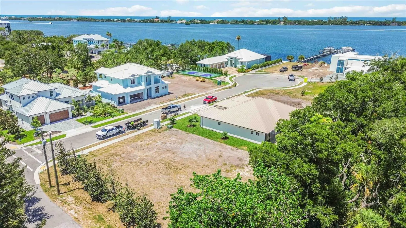 3820 PARROT BAY CT