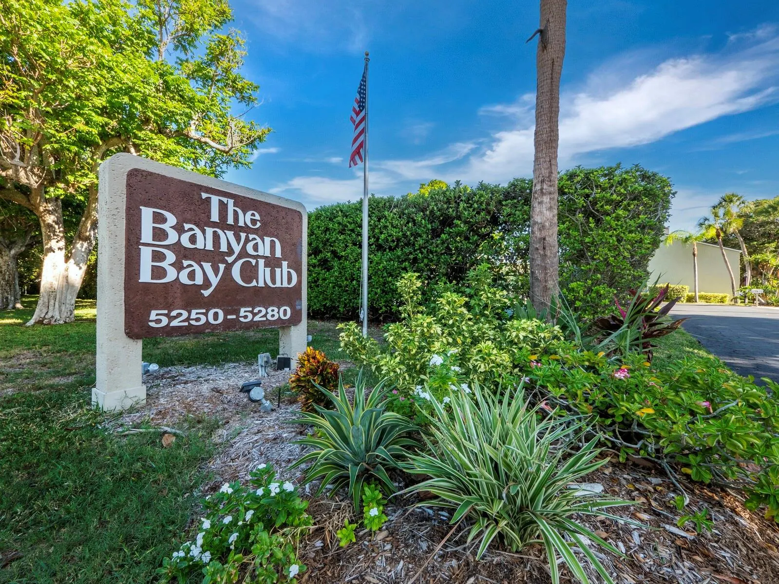 5260 GULF OF MEXICO DR #413 #413