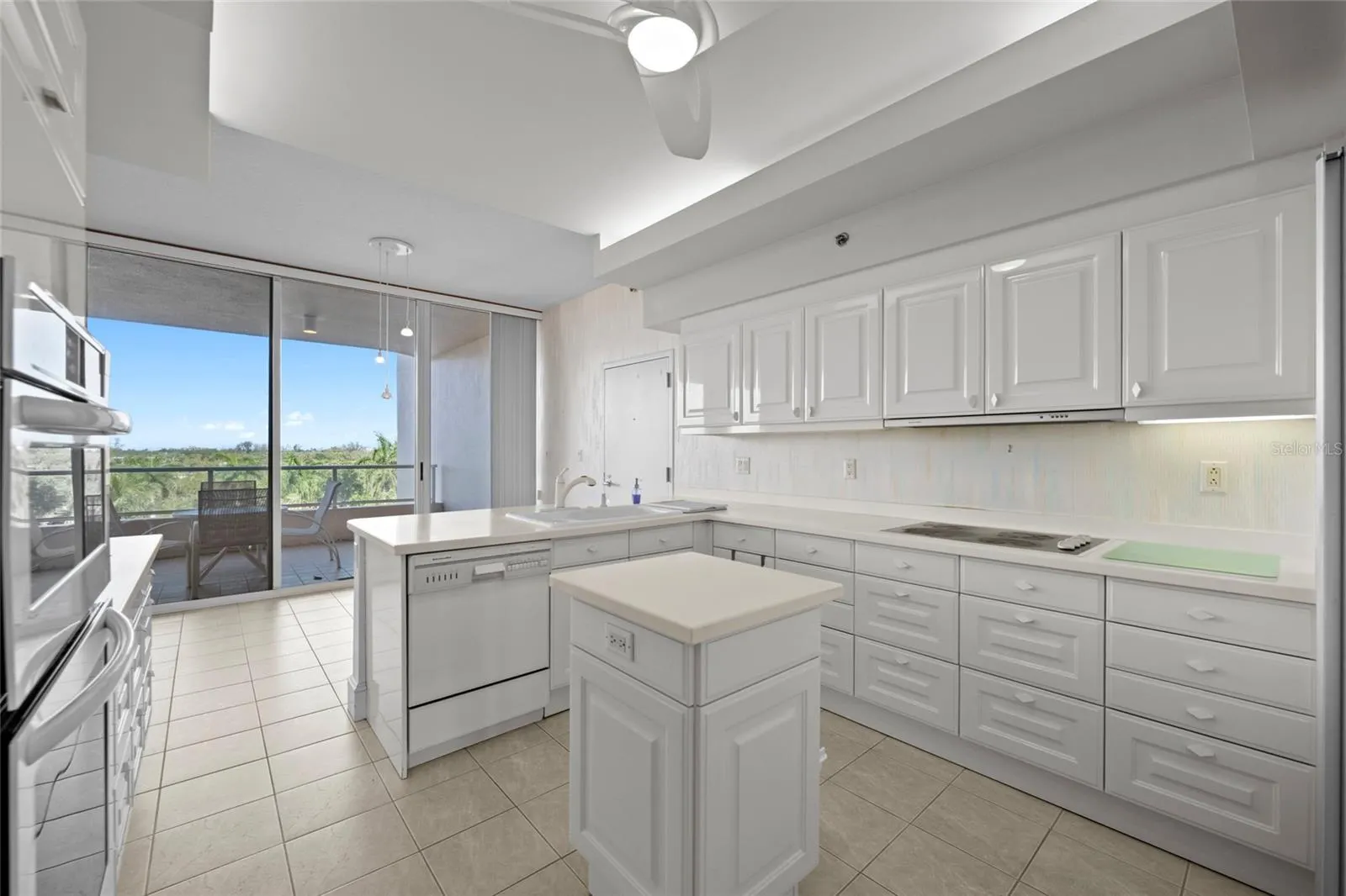 3060 GRAND BAY BLVD #133 #133