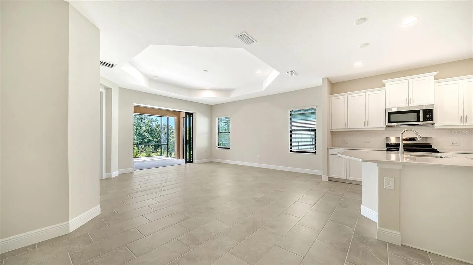 264 ALTAMURA CIR