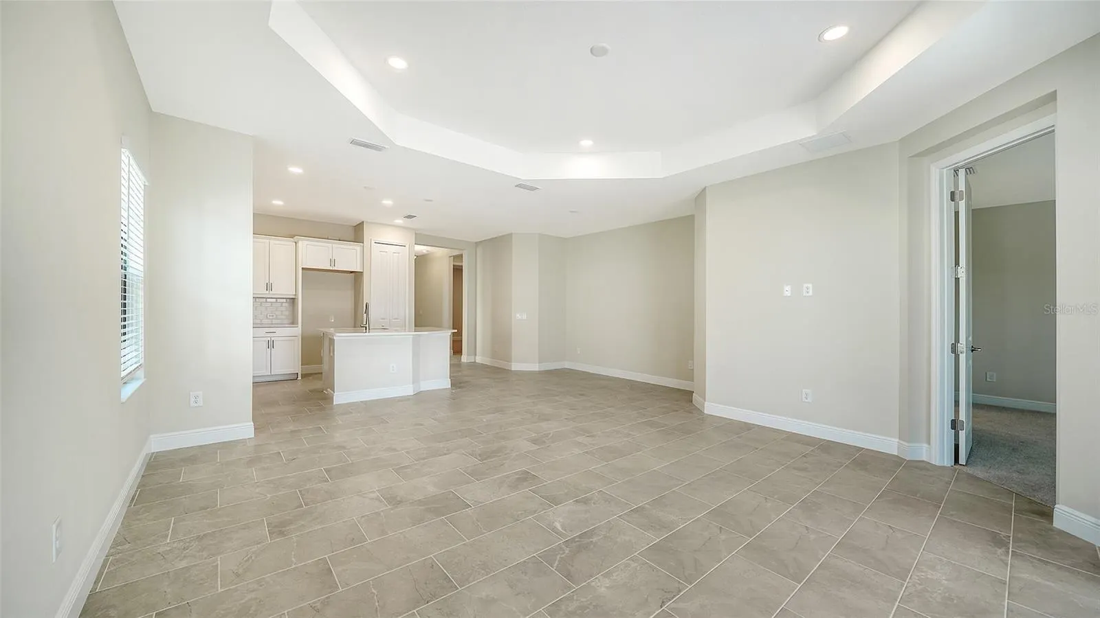 264 ALTAMURA CIR