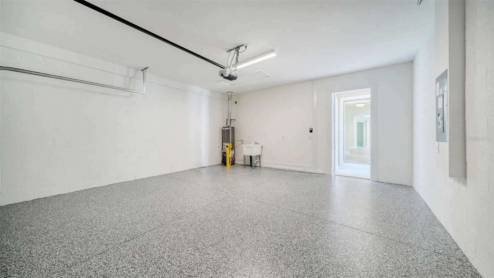 264 ALTAMURA CIR