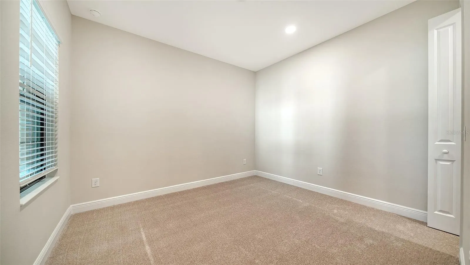264 ALTAMURA CIR