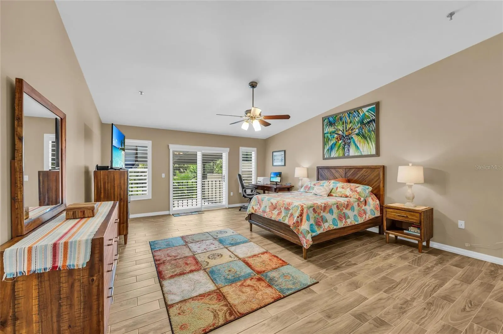 2350 HARBOUR OAKS DR