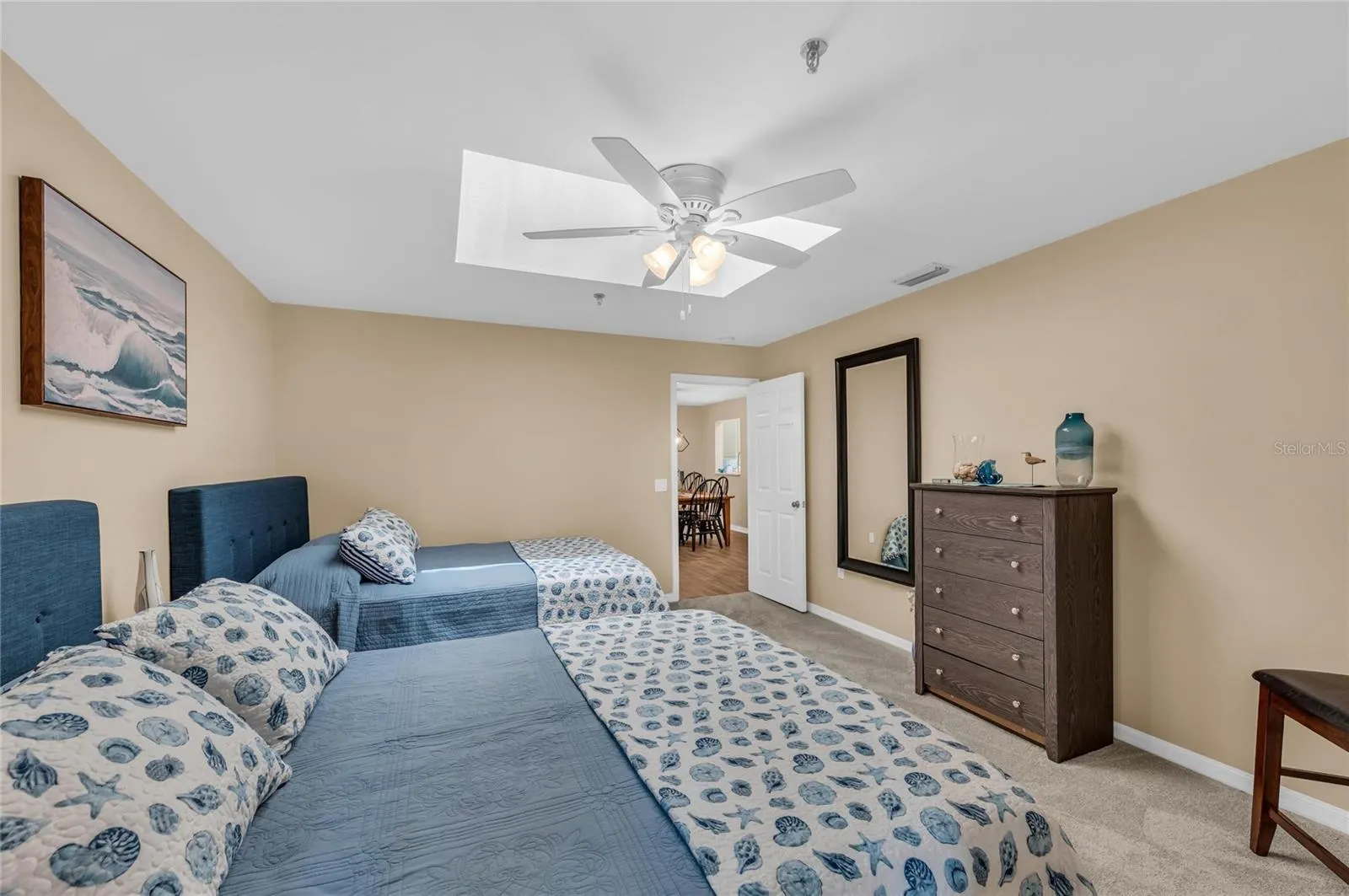 2350 HARBOUR OAKS DR