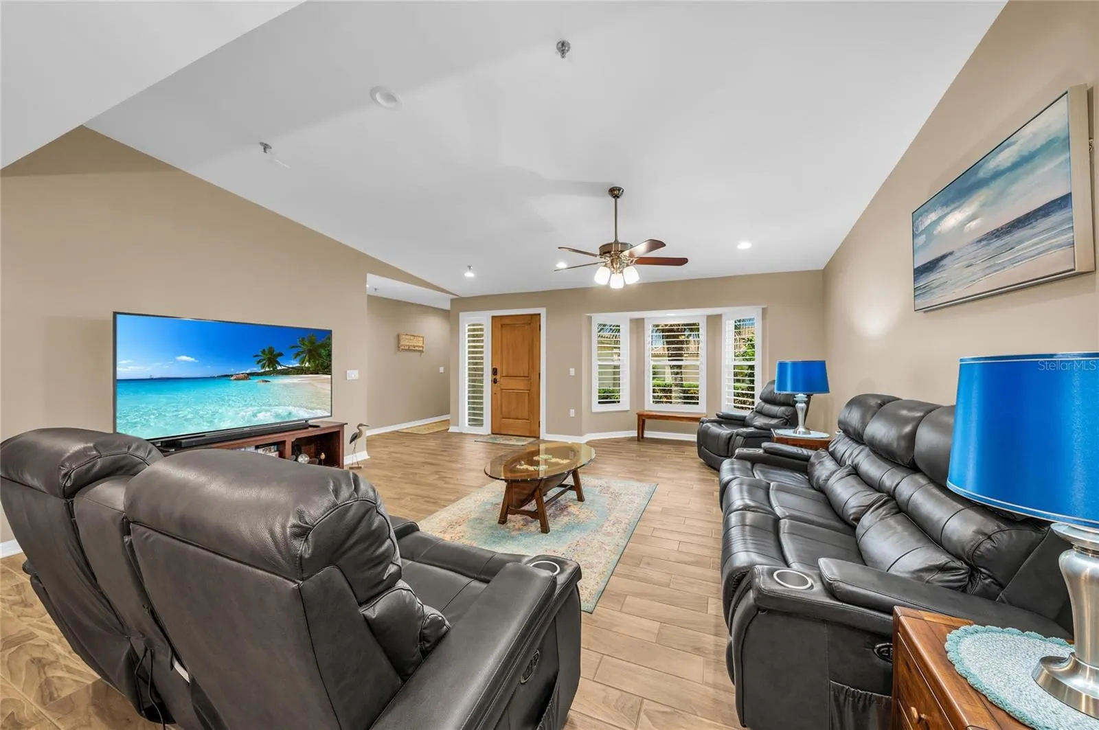 2350 HARBOUR OAKS DR