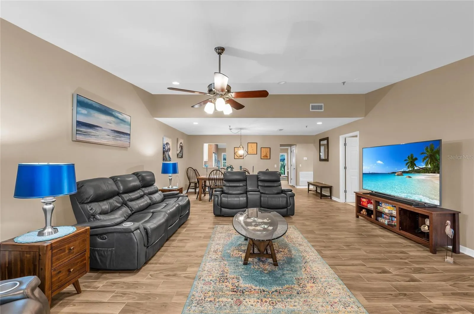 2350 HARBOUR OAKS DR