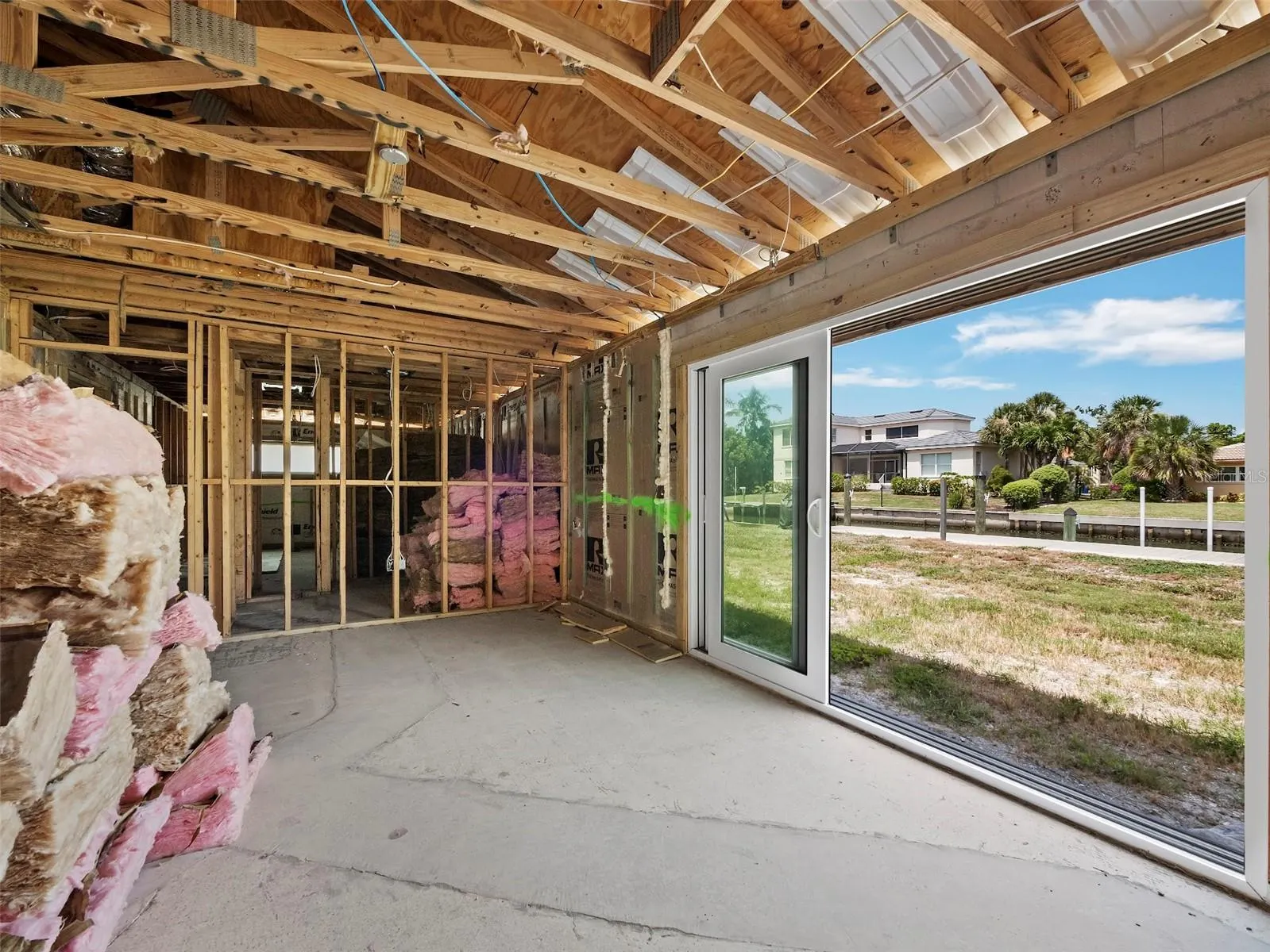 525 SLOOP LN