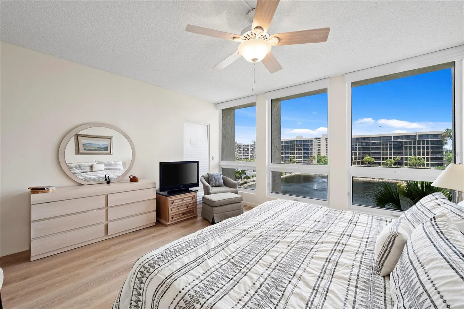 1095 GULF OF MEXICO DR #303 #303
