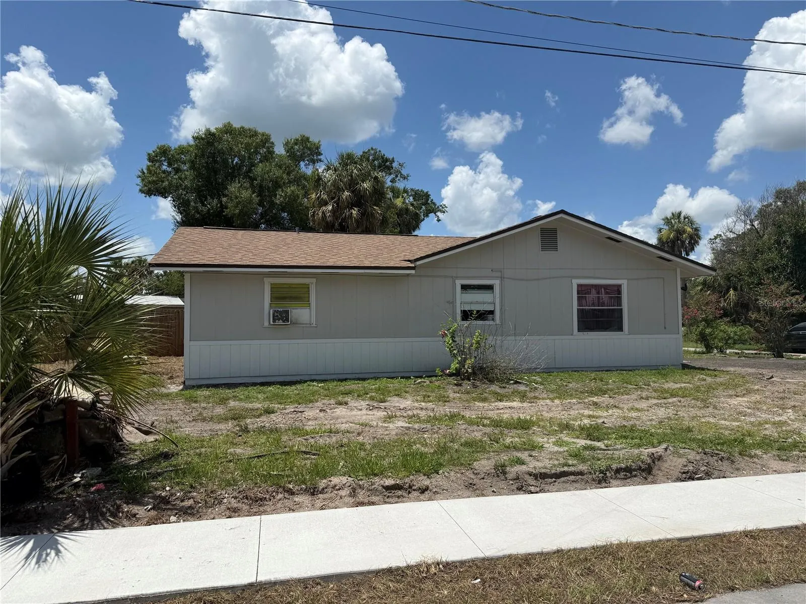 401 CITRUS AVE