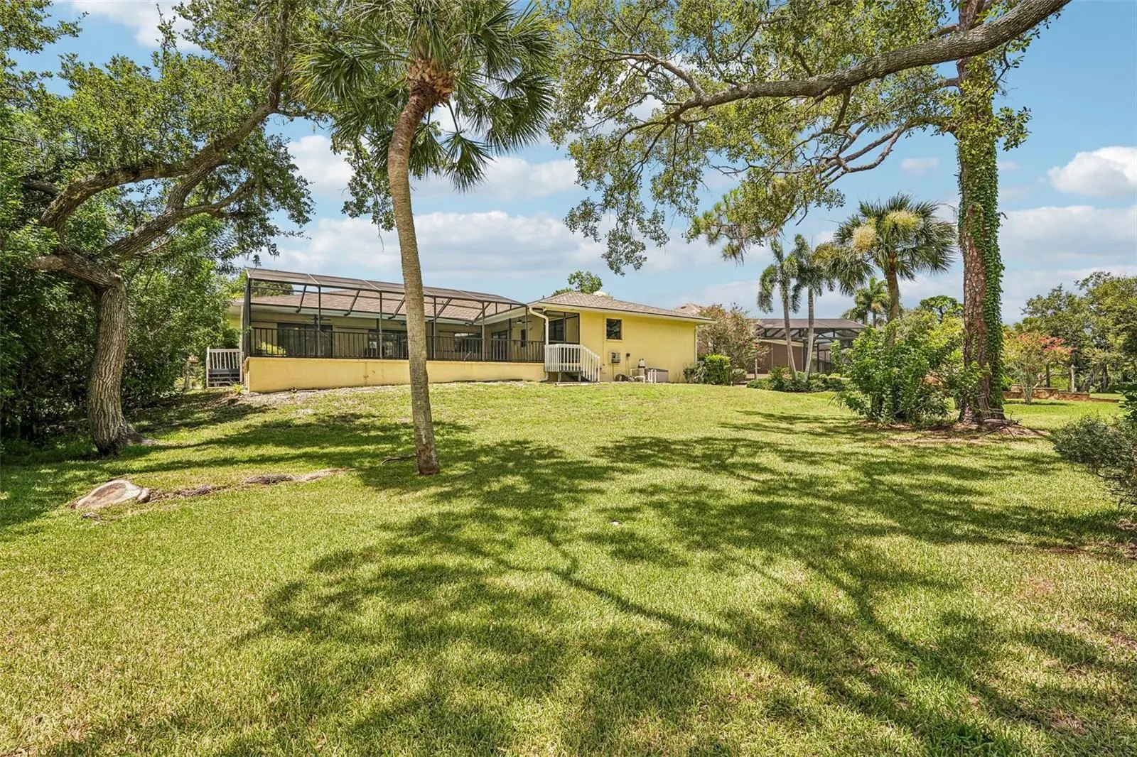 1305 SORRENTO WOODS BLVD