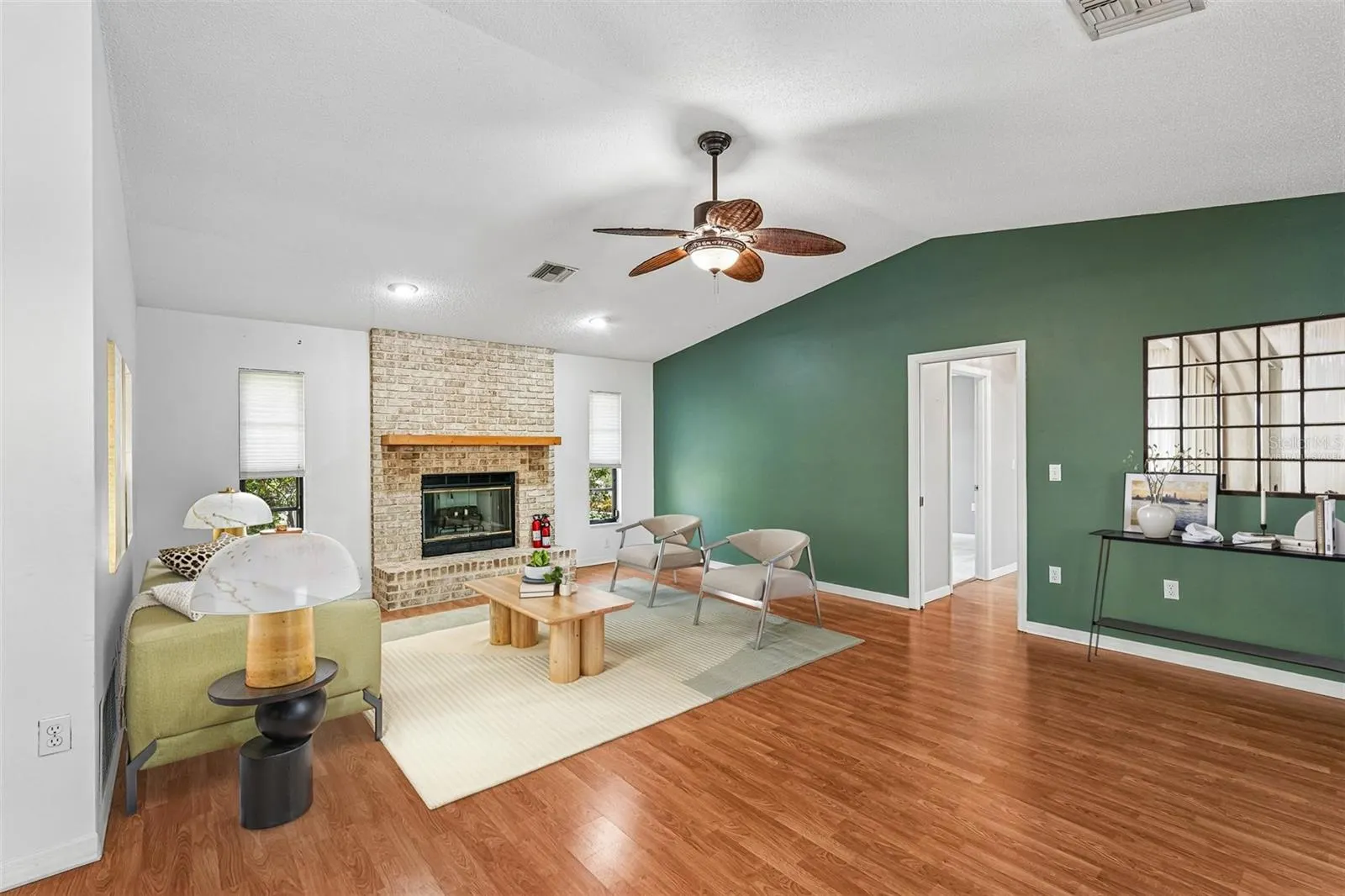 1305 SORRENTO WOODS BLVD