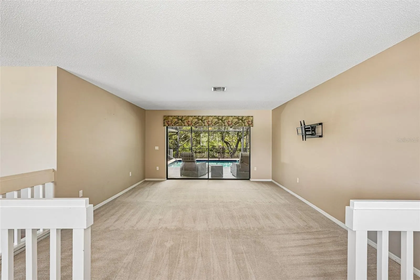 1305 SORRENTO WOODS BLVD